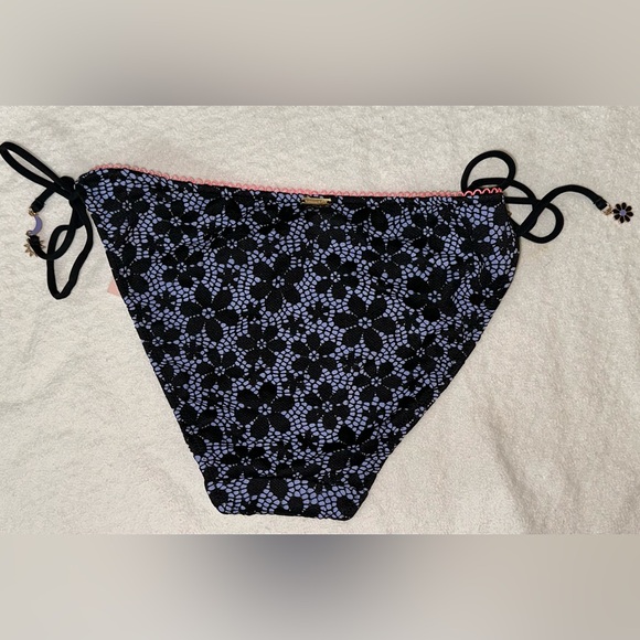 NWT Victorias Secret Lacey Mesh Bikini Bottom w/ Adjustable Side Straps - Picture 3 of 5